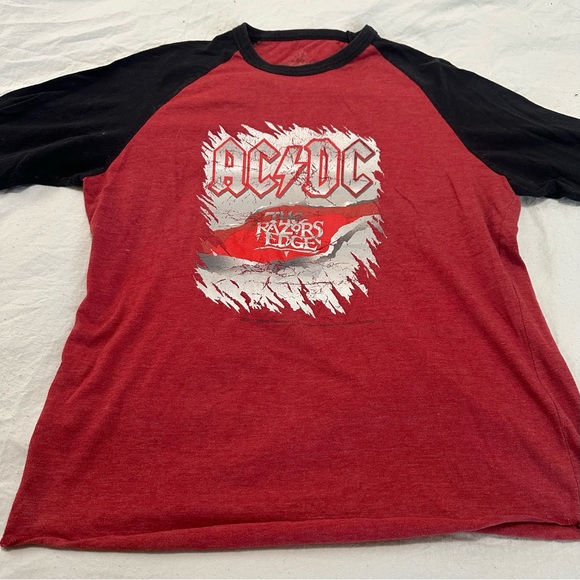 AC/DC Vintage “Razors Edge” Baseball T-Shirt - Picture 2 of 7